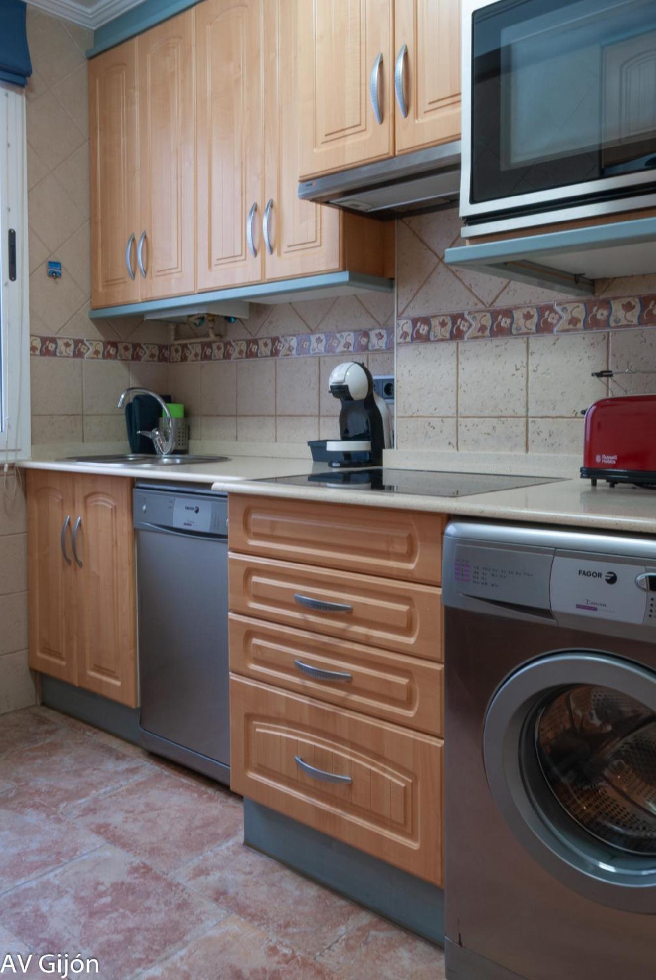 Av Premio Real 16 Apartment Gijon Ngoại thất bức ảnh