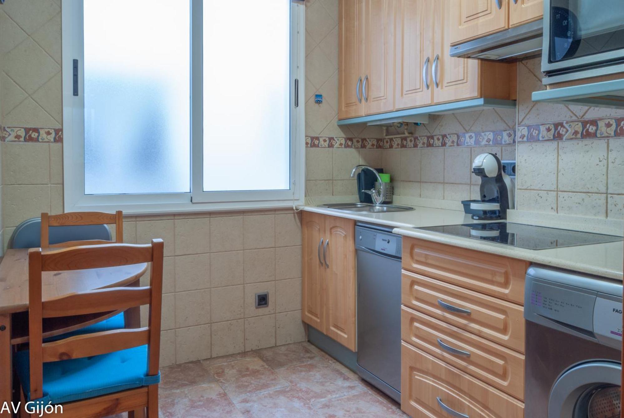 Av Premio Real 16 Apartment Gijon Ngoại thất bức ảnh