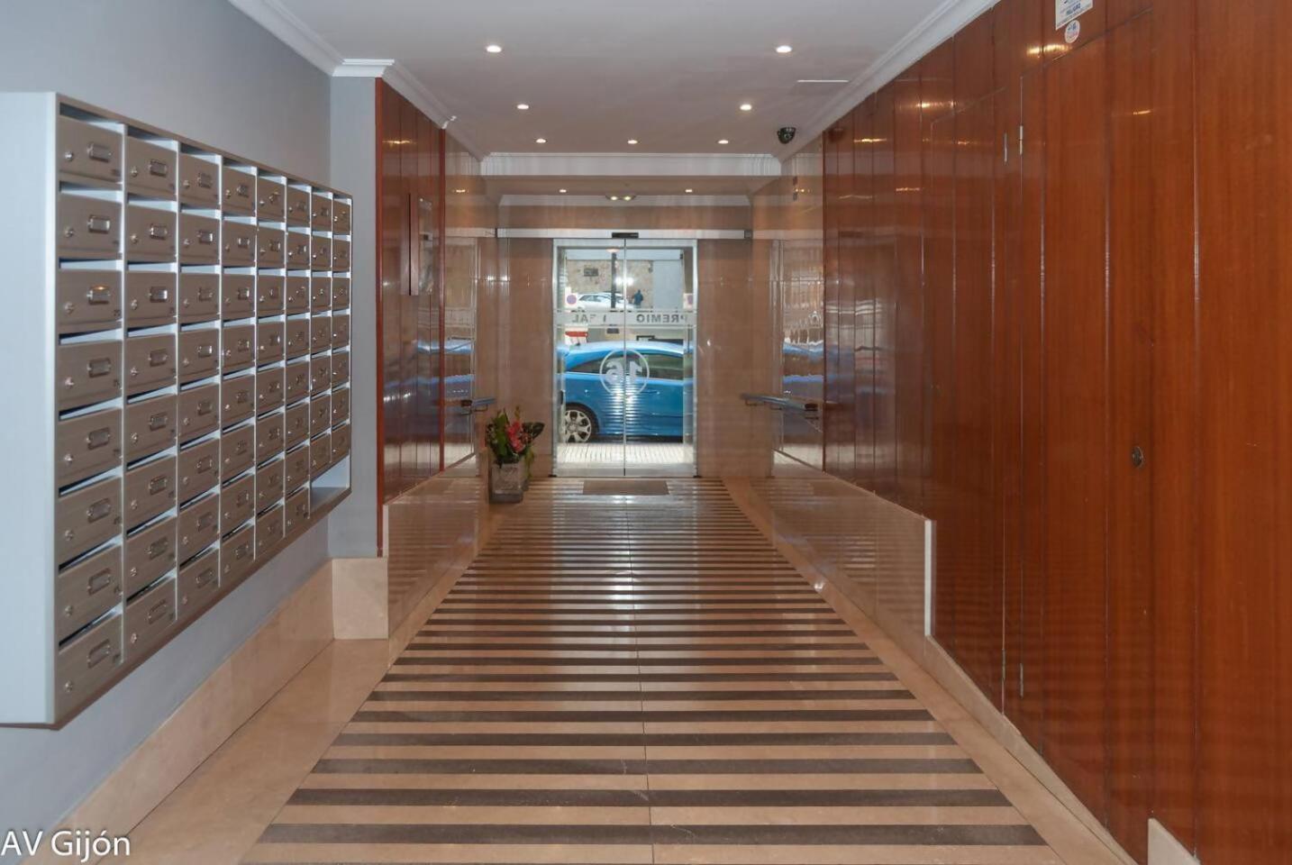 Av Premio Real 16 Apartment Gijon Ngoại thất bức ảnh