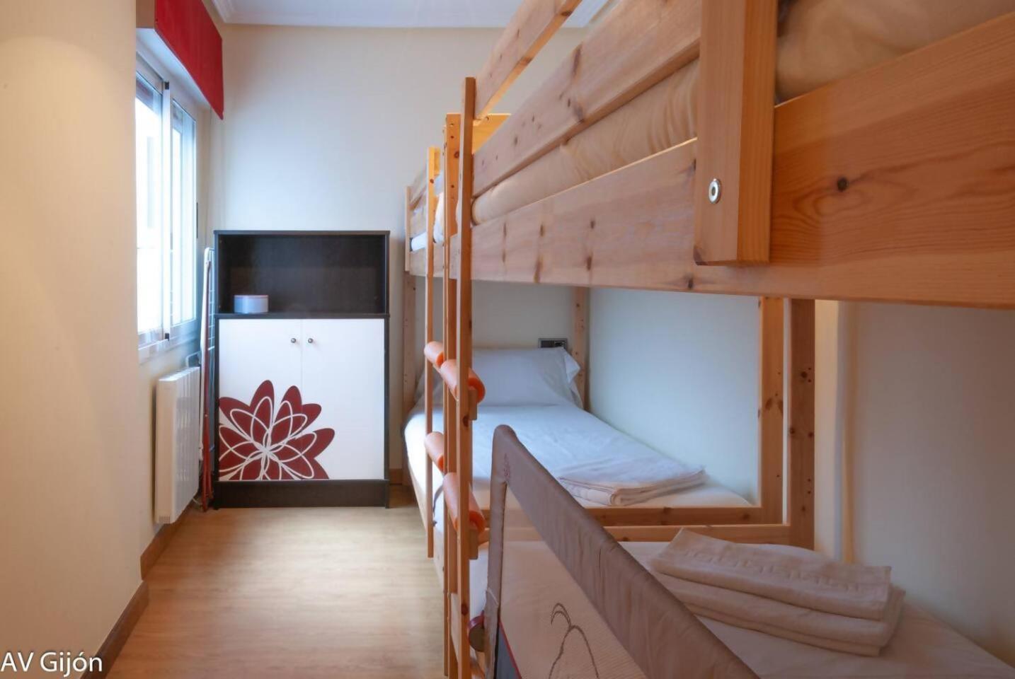 Av Premio Real 16 Apartment Gijon Ngoại thất bức ảnh