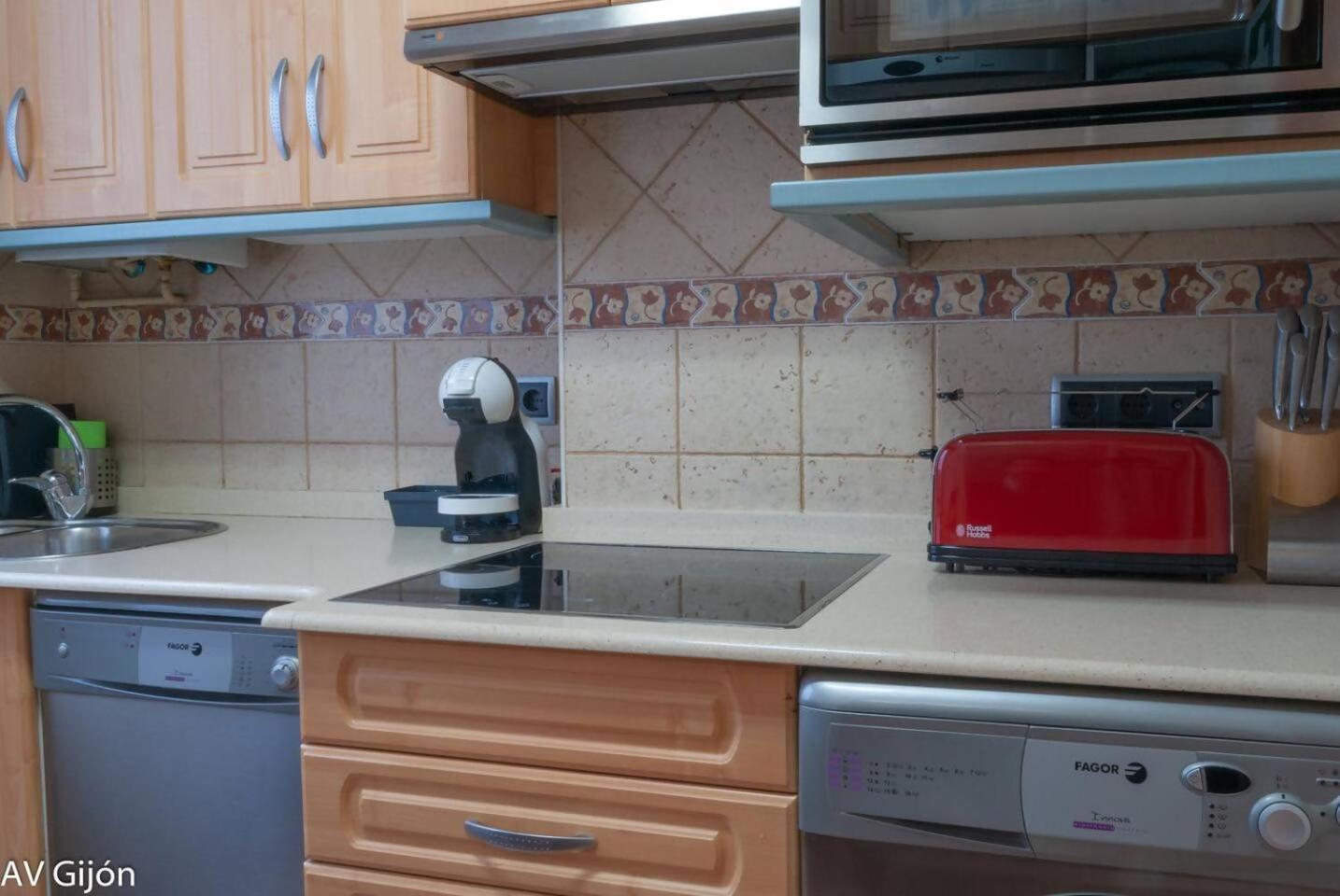 Av Premio Real 16 Apartment Gijon Ngoại thất bức ảnh
