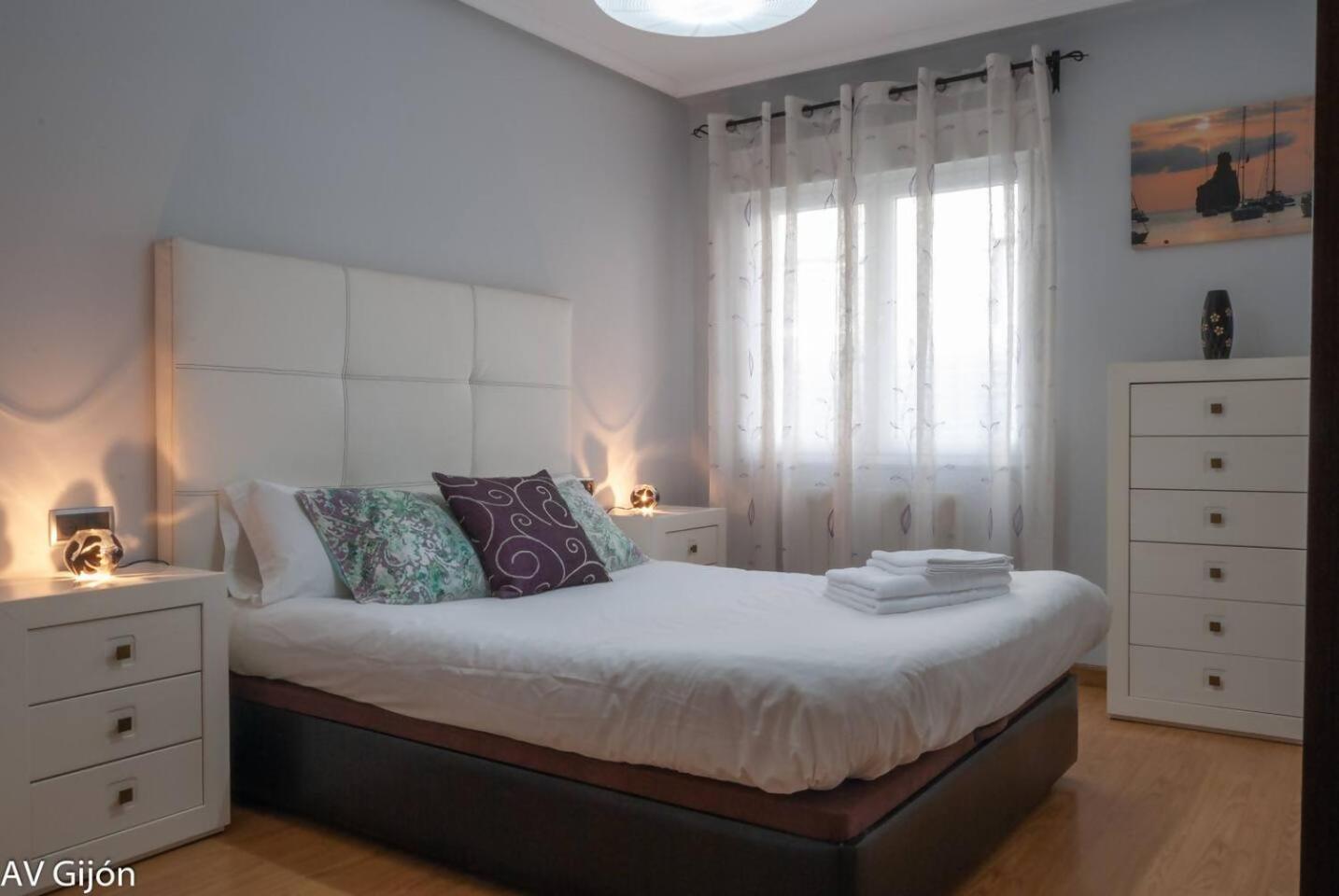 Av Premio Real 16 Apartment Gijon Ngoại thất bức ảnh